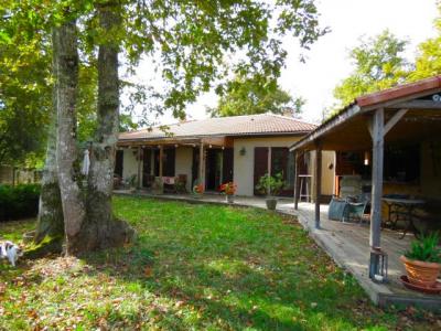 For sale Arsac 4 rooms 104 m2 Gironde (33460) photo 0