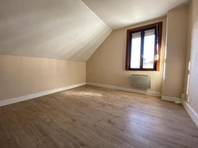 For sale Maiche 3 rooms 48 m2 Doubs (25120) photo 3