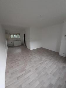 For sale Tourcoing 4 rooms 65 m2 Nord (59200) photo 3