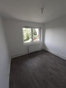 For sale Tourcoing 4 rooms 65 m2 Nord (59200) photo 4