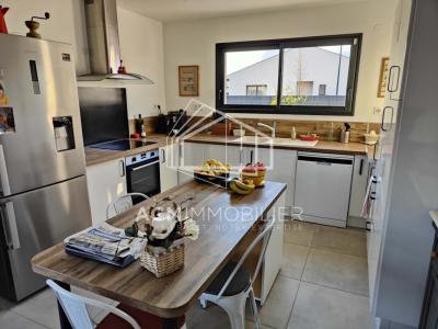 For sale Rivesaltes 4 rooms 95 m2 Pyrenees orientales (66600) photo 1