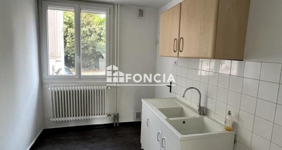 For sale Grenoble 3 rooms 60 m2 Isere (38100) photo 2