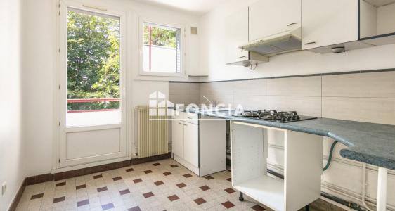 For sale Grenoble 3 rooms 54 m2 Isere (38100) photo 1