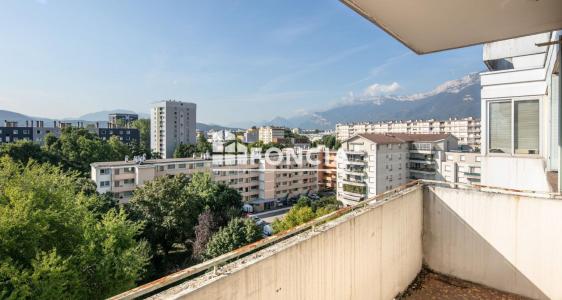 For sale Grenoble 4 rooms 69 m2 Isere (38100) photo 3