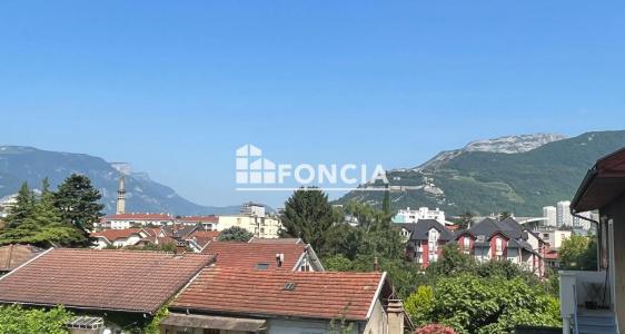 For sale Grenoble 5 rooms 76 m2 Isere (38100) photo 4