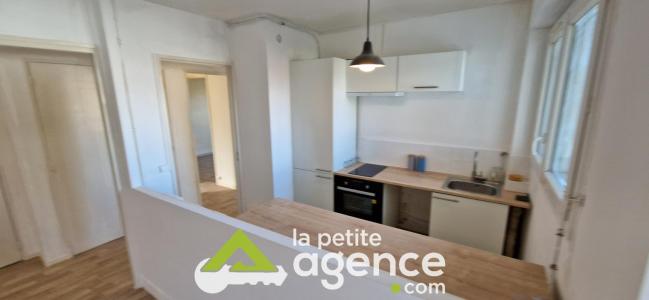 For sale Montlucon 4 rooms 82 m2 Allier (03100) photo 0