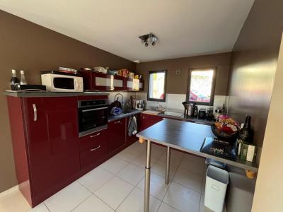 For sale Benet 4 rooms 100 m2 Vendee (85490) photo 2