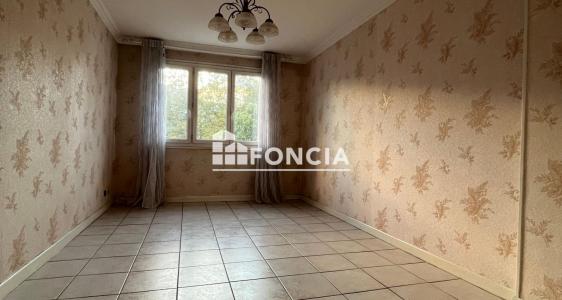 For sale Grenoble 4 rooms 66 m2 Isere (38100) photo 4