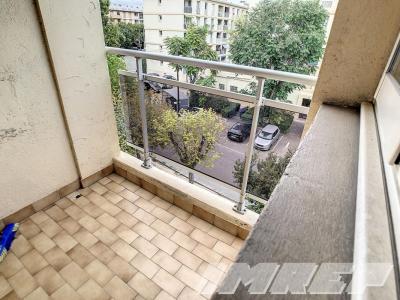 For sale Marseille-9eme-arrondissement 5 rooms 77 m2 Bouches du Rhone (13009) photo 3