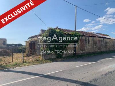 For sale Saint-jean-d'angely 3 rooms 70 m2 Charente maritime (17400) photo 2