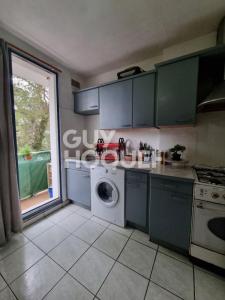 For sale Montpellier 4 rooms 75 m2 Herault (34070) photo 2