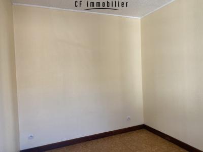 For sale Bernay 4 rooms 82 m2 Eure (27300) photo 3