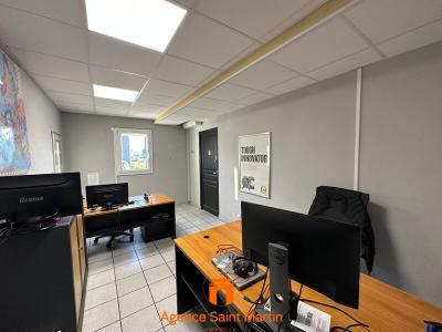 Louer Bureau 2300 m2 Ancone