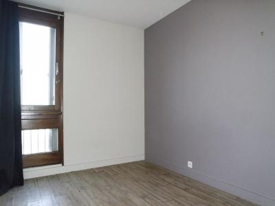 For sale Bourges 4 rooms 76 m2 Cher (18000) photo 4