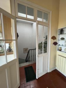 For sale Nimes 5 rooms 180 m2 Gard (30000) photo 3