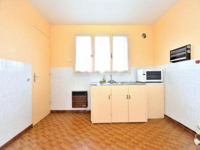 For sale Breval 4 rooms 79 m2 Yvelines (78980) photo 1