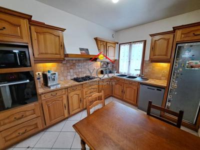 For sale Chambly 9 rooms 196 m2 Oise (60230) photo 2