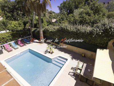 For sale Hyeres 8 rooms 230 m2 Var (83400) photo 0
