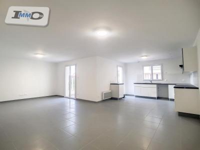 For rent Gerzat 5 rooms 101 m2 Puy de dome (63360) photo 0