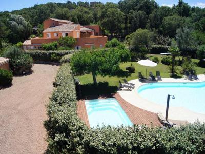 For sale Porto-vecchio 23 rooms 457 m2 Corse (20137) photo 1