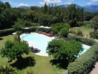 For sale Porto-vecchio 23 rooms 457 m2 Corse (20137) photo 3