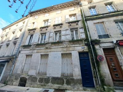 For sale Angouleme 8 rooms 205 m2 Charente (16000) photo 0