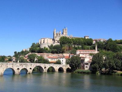 For sale Beziers 4 rooms 83 m2 Herault (34500) photo 2