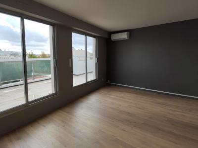For rent Vichy 4 rooms 90 m2 Allier (03200) photo 2