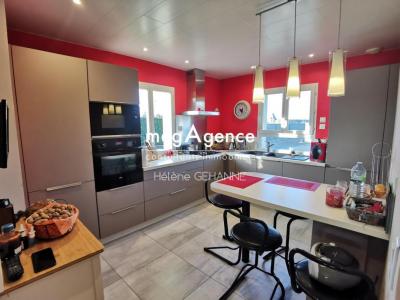 Acheter Maison 180 m2 Saint-aignan-de-cramesnil
