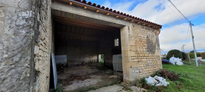 For sale Pons Charente maritime (17800) photo 0