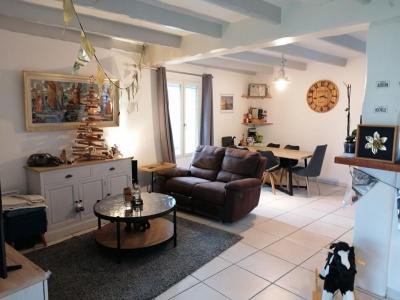 For sale Longeves 5 rooms 114 m2 Charente maritime (17230) photo 0