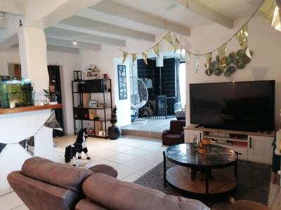 For sale Longeves 5 rooms 114 m2 Charente maritime (17230) photo 1