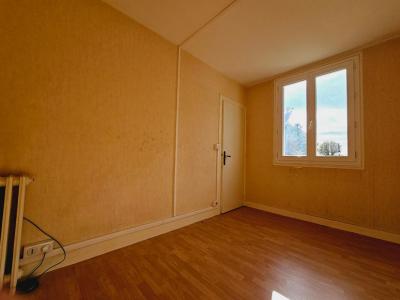 For sale Bourges 4 rooms 60 m2 Cher (18000) photo 4