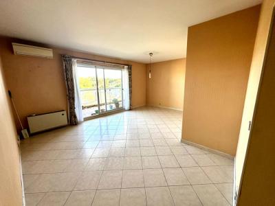 For sale Istres 3 rooms 73 m2 Bouches du Rhone (13800) photo 1