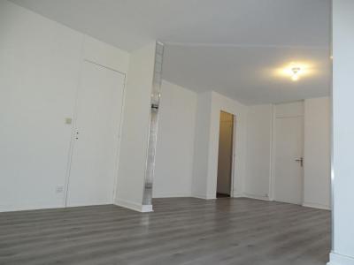 For sale Reims 4 rooms 69 m2 Marne (51100) photo 3