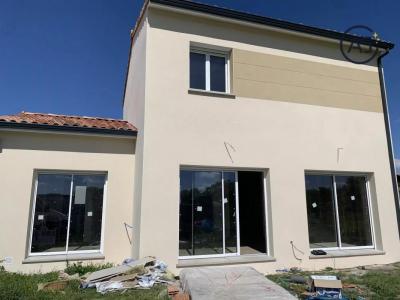 For sale Carbonne 5 rooms 125 m2 Haute garonne (31390) photo 0