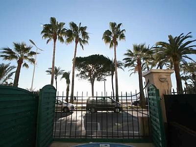 Vacation rentals Cannes Croisette 3 rooms 75 m2 Alpes Maritimes (06400) photo 1
