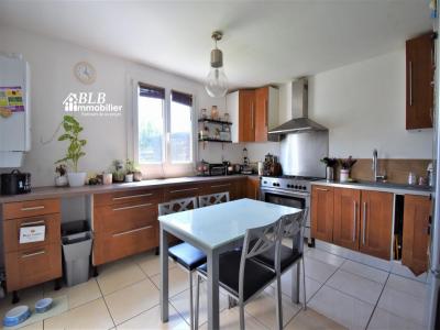 For sale Coignieres 5 rooms 102 m2 Yvelines (78310) photo 1