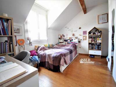 For sale Coignieres 5 rooms 102 m2 Yvelines (78310) photo 3