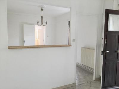 For sale Versailles 3 rooms 43 m2 Yvelines (78000) photo 2