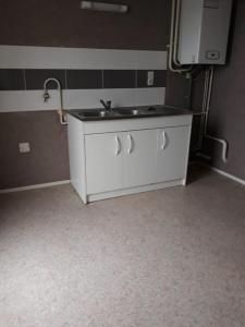 For rent Crehange 3 rooms 66 m2 Moselle (57690) photo 3