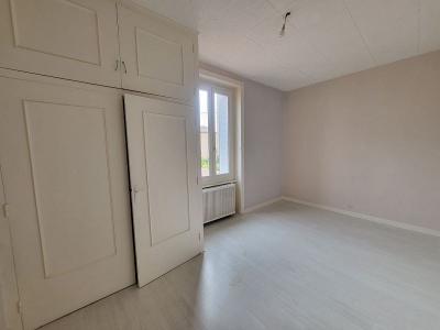 Annonce Vente 6 pices Appartement Montrond-les-bains 42