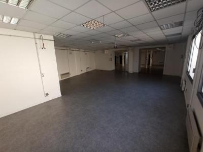 Acheter Local commercial 680 m2 Saint-junien