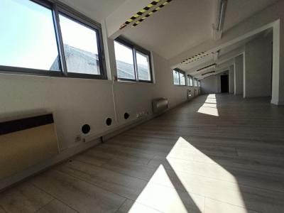 Acheter Local commercial Saint-junien 252080 euros