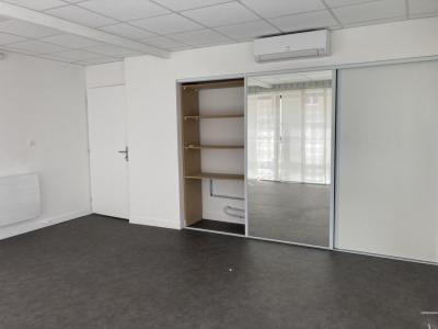 Louer Local commercial Limoges 42600 euros