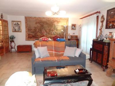 Life-annuity Lunel 4 rooms 103 m2 Herault (34400) photo 2