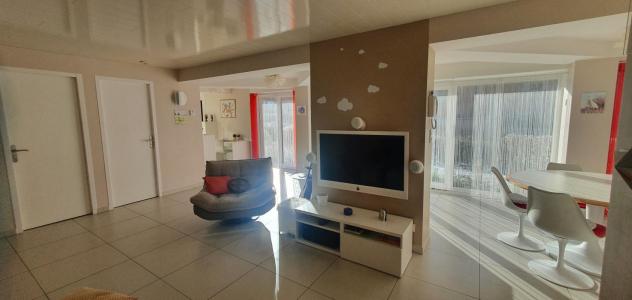 For sale Pontarlier 4 rooms 78 m2 Doubs (25300) photo 4