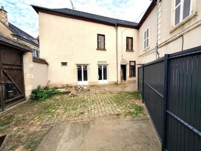 For sale Bourges 4 rooms 163 m2 Cher (18000) photo 0