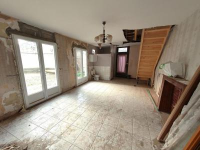 For sale Bourges 4 rooms 163 m2 Cher (18000) photo 1