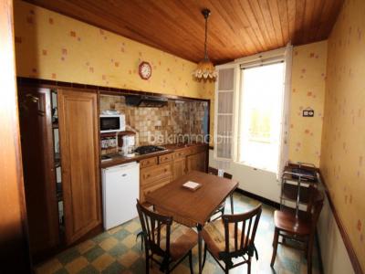 For sale Florensac 6 rooms 100 m2 Herault (34510) photo 0